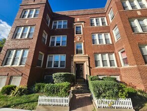 Building Photo - 416 E 110th St