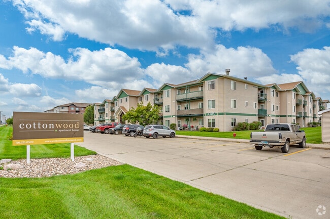 Alternate Exterior - Cottonwood Apartments