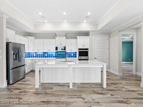 Building Photo - 27 Gulfstream Way