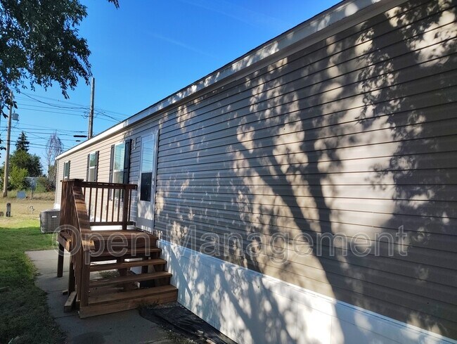 Foto del edificio - 104 Arlene Ln