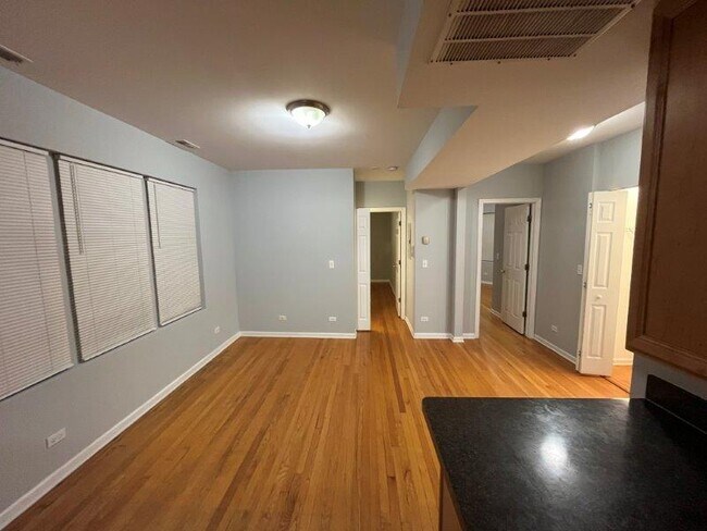 Foto del edificio - 2314 W Rosemont Ave