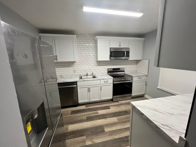 Foto del edificio - 601 Grant Rd