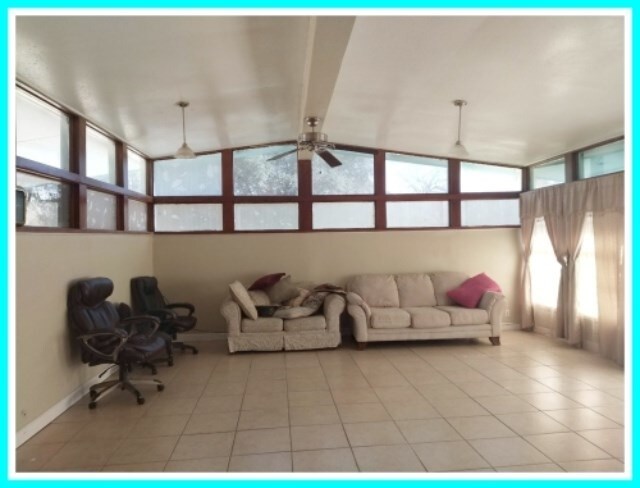 Building Photo - 3475 Redwood Dr