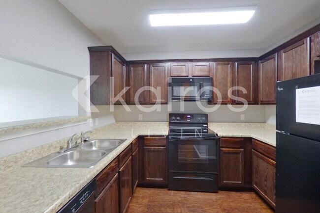 Foto del edificio - 5004 Thomas St