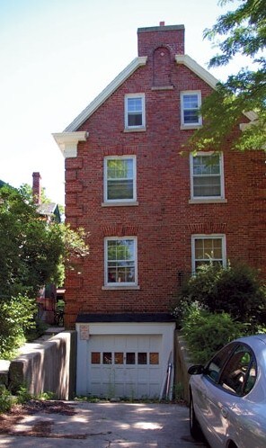 Building Photo - 104 W Gorham St