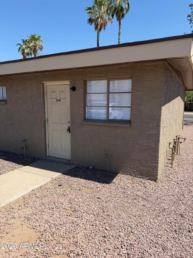 Foto del edificio - 2150 W Missouri Ave