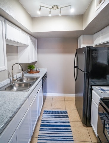 Building Photo - Country Club Place Apartments