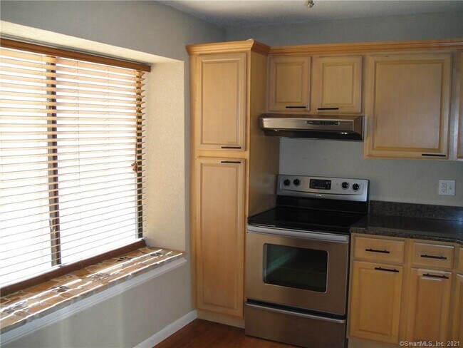 Foto del edificio - 52 Robin Brook Dr