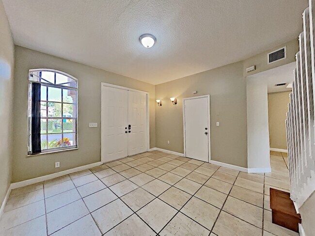 Foto del edificio - 8034 SW 119th Pl