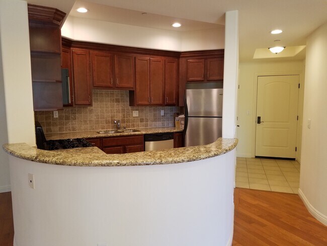 cocina - 13226 Moorpark St