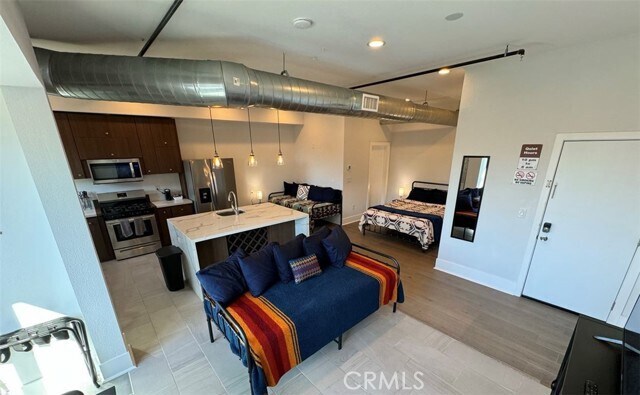 Foto del edificio - 924 N Grand Ave