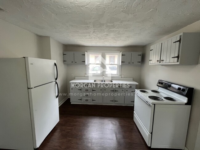 Foto del edificio - 1418 W 5th St