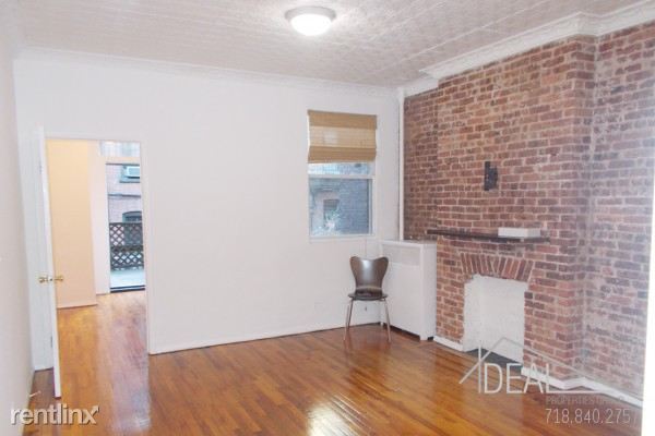 Primary Photo - 710 Carroll St