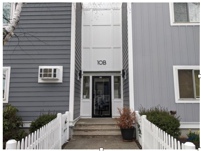 Main Entrance - 10 Orleans St