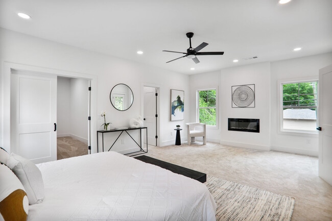 Foto del edificio - 73 Whitefoord Ave SE