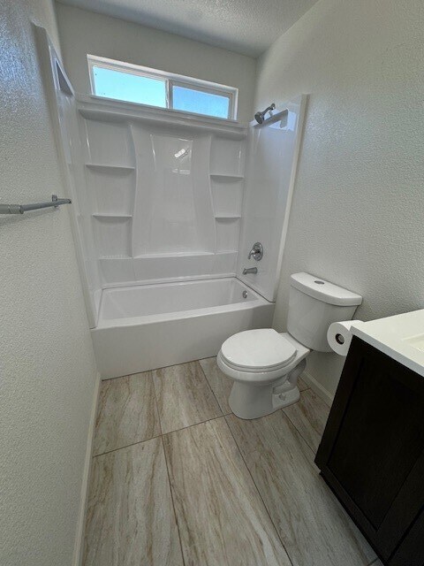 Building Photo - Rental