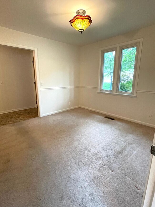 Foto del edificio - 6808 River Ridge Dr