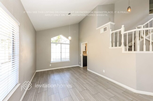 Building Photo - 545 Athens St