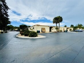 Building Photo - 6950 Sharpecroft Ct