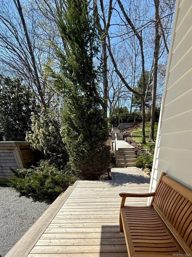 Foto del edificio - 323 Division St