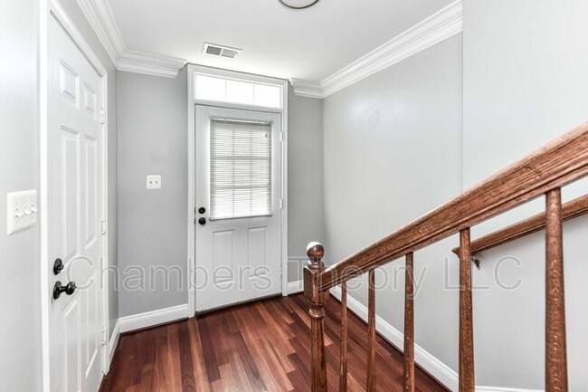 Building Photo - 2017 Capstone Cir