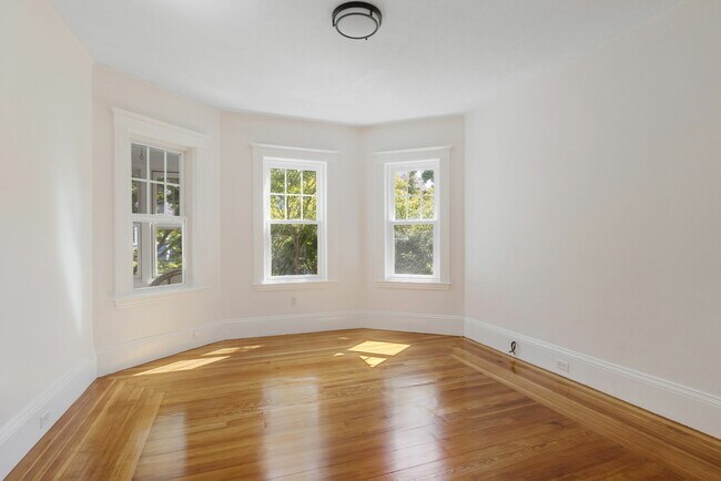 Foto del edificio - 105 Fayerweather St