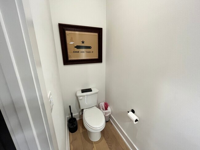 Foto del edificio - 3700 Clawson Rd