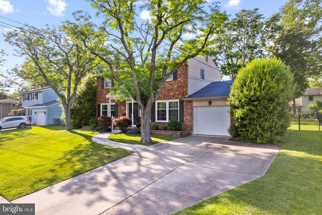 Foto principal - 47 Plymouth Dr
