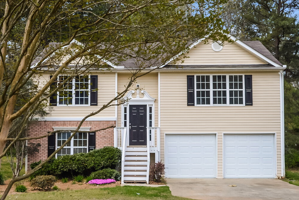 Primary Photo - 165 Goldleaf Dr