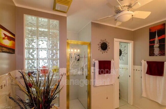 Foto del edificio - 320 E North Shore Dr