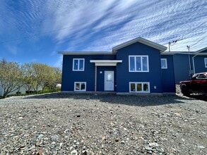 Building Photo - 47 N Pond Rd
