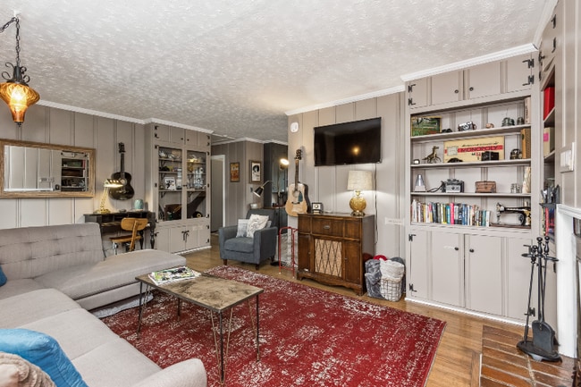 Foto del edificio - 2808 McCampbell Ave