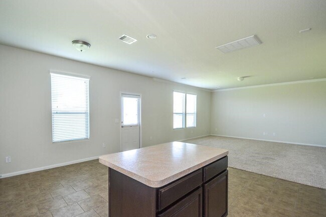 Building Photo - 5827 Banyan Oak Ct