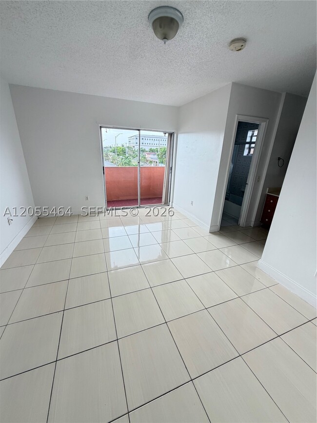Foto del edificio - 460 E 23rd St
