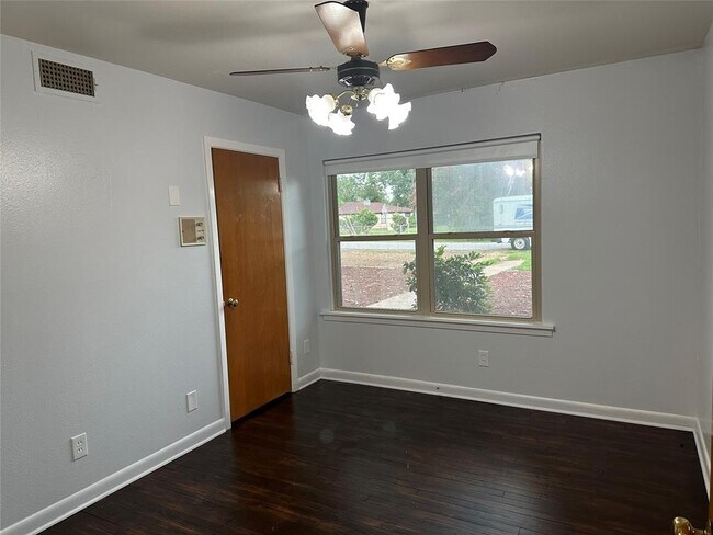 Building Photo - 4101 Philco Dr