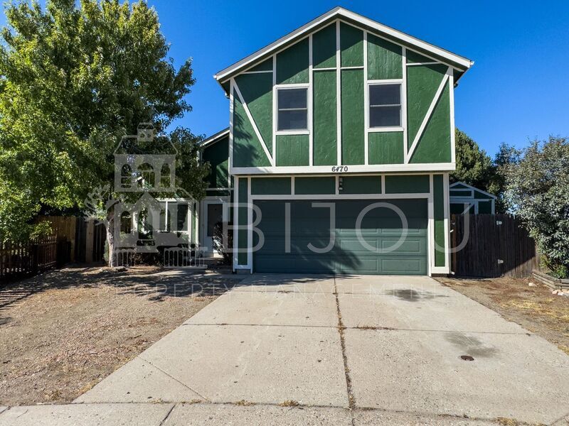Primary Photo - 6470 Chantilly Pl