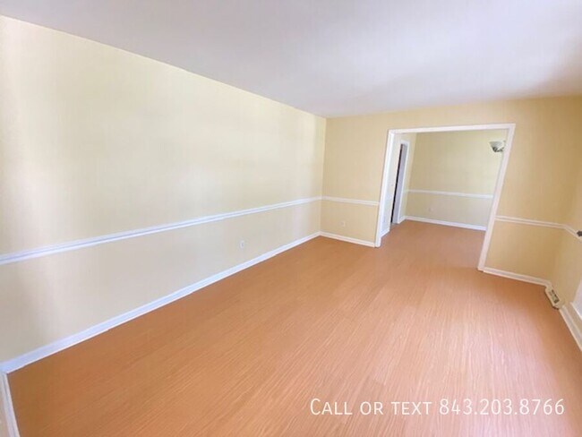 Photo - 654 McCutchen St House