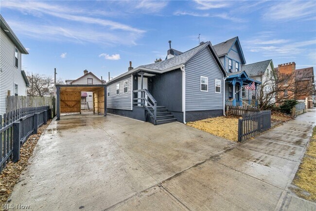 Foto del edificio - 2160 Fulton Rd