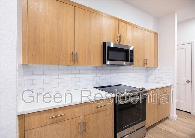 Building Photo - 2515 Appian Wy