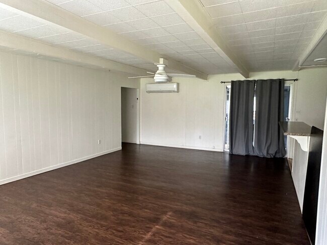 Foto del edificio - 4290 Lake Shore Dr