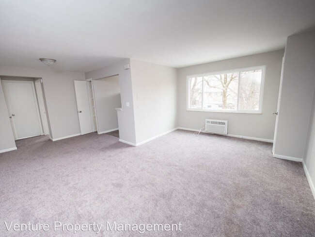 Foto del edificio - 2888-2888 Harrison Ave