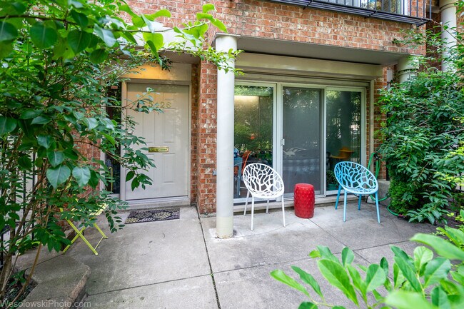 Foto del edificio - 5428 S Ellis Ave