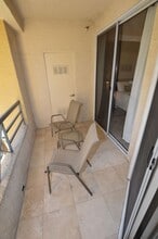 Building Photo - 270 E Flamingo Rd