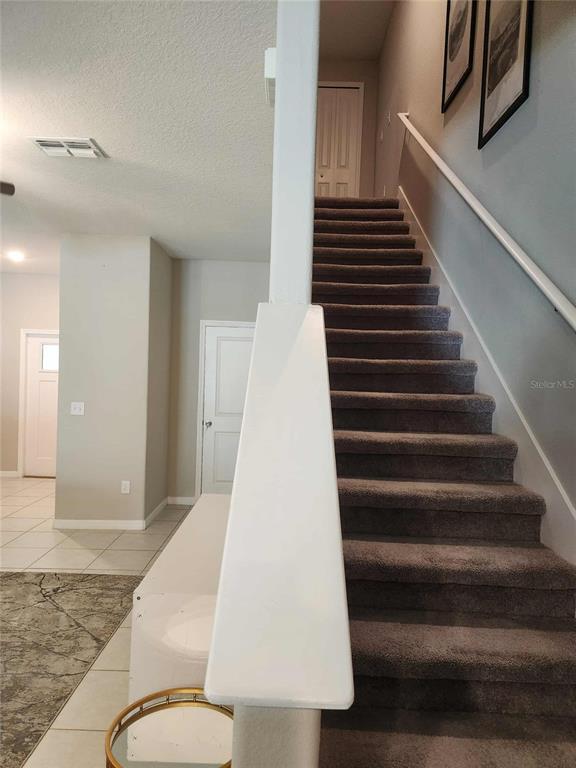 Foto del edificio - 10488 Shady Preserve Dr