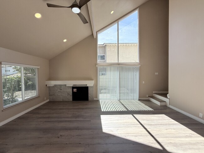 Building Photo - 435 Anacapa Cir