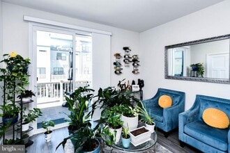 Building Photo - 7205 Sprouse Ct
