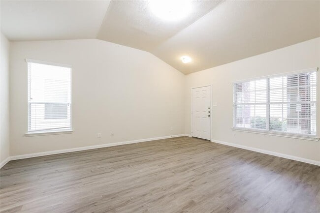 Building Photo - 12214 Gemma Ln
