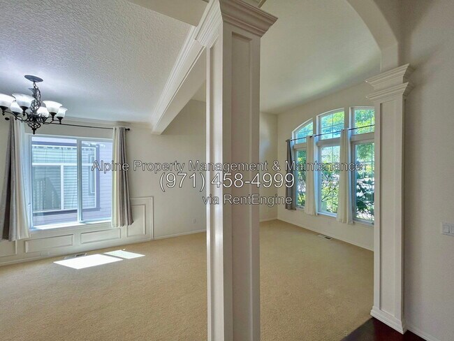 Foto del edificio - 13390 NW Hogan St