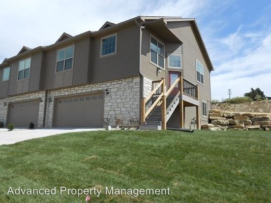 Building Photo - 2132 Little Kitten Ave