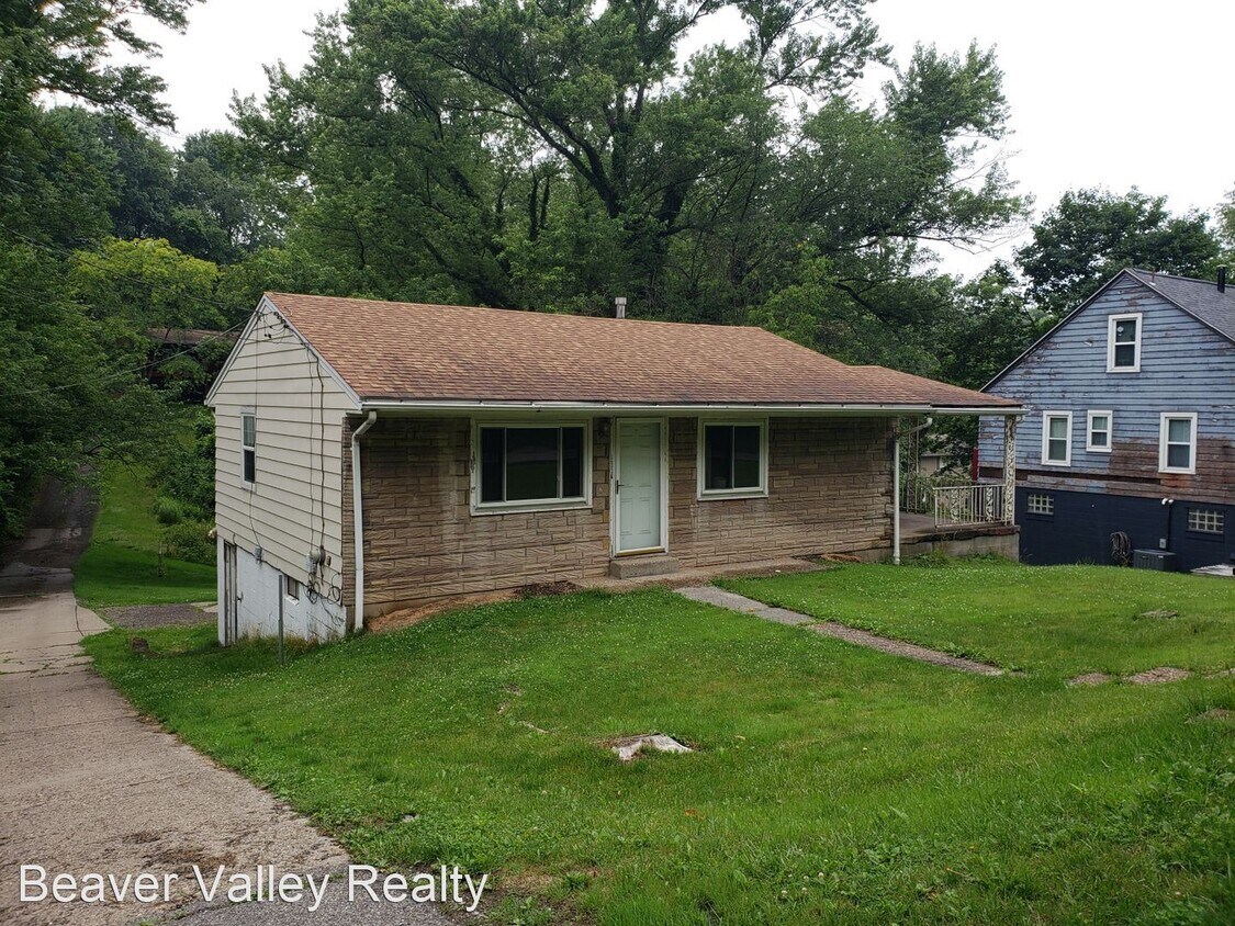 Primary Photo - 3 br, 1.5 bath House - 1116 Gringo Rd